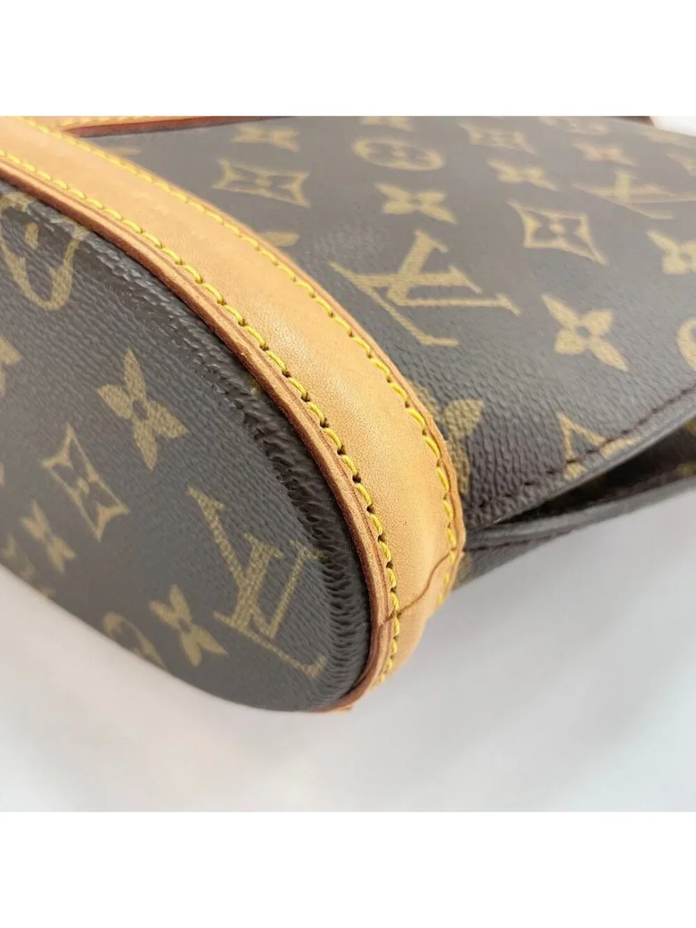 Louis Vuitton Tote Babylon